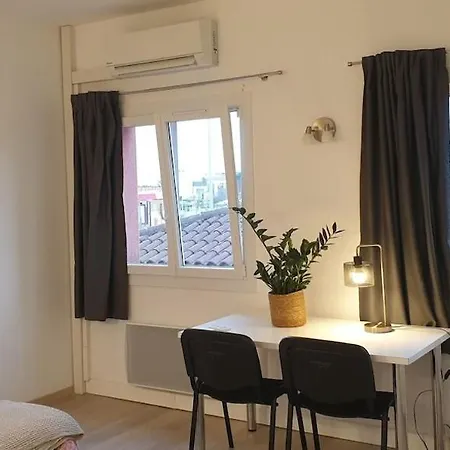Building Features Laundry Facilities דירה